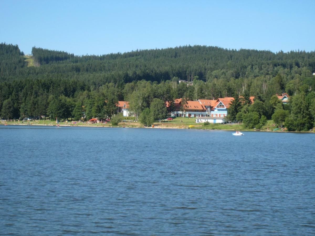 Apartman Riviera Apartment Lipno nad Vltavou Bagian luar foto
